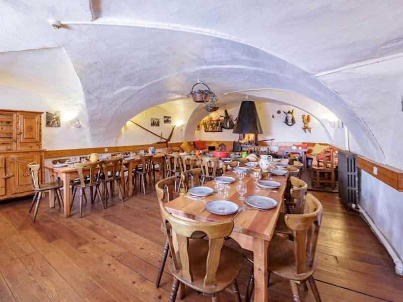 Auberge L'Estoilies Saint-Vérand Exteriör bild