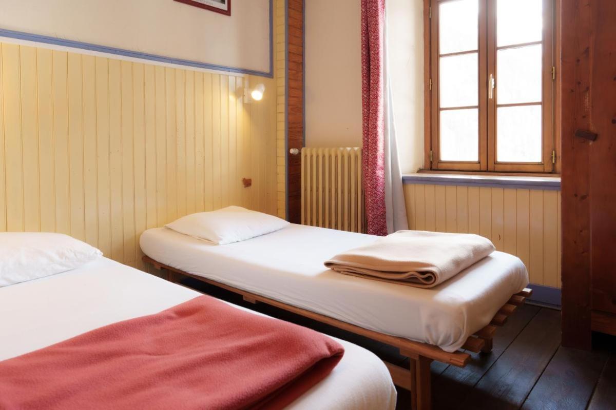 Auberge L'Estoilies Saint-Vérand Exteriör bild
